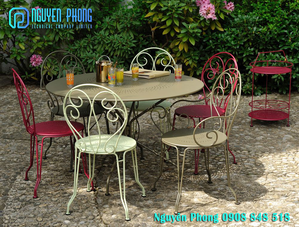 Montmartre armchair, outdoor furniture.jpg